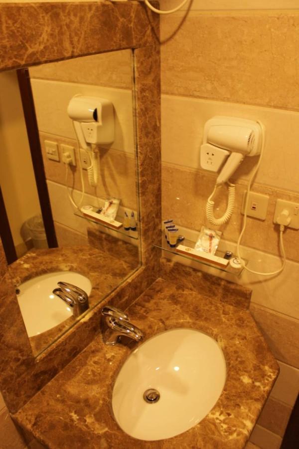 الفخامة الماسية للوحدات السكنية المفروشة Aparthotel Sidi Hamzah Exterior foto